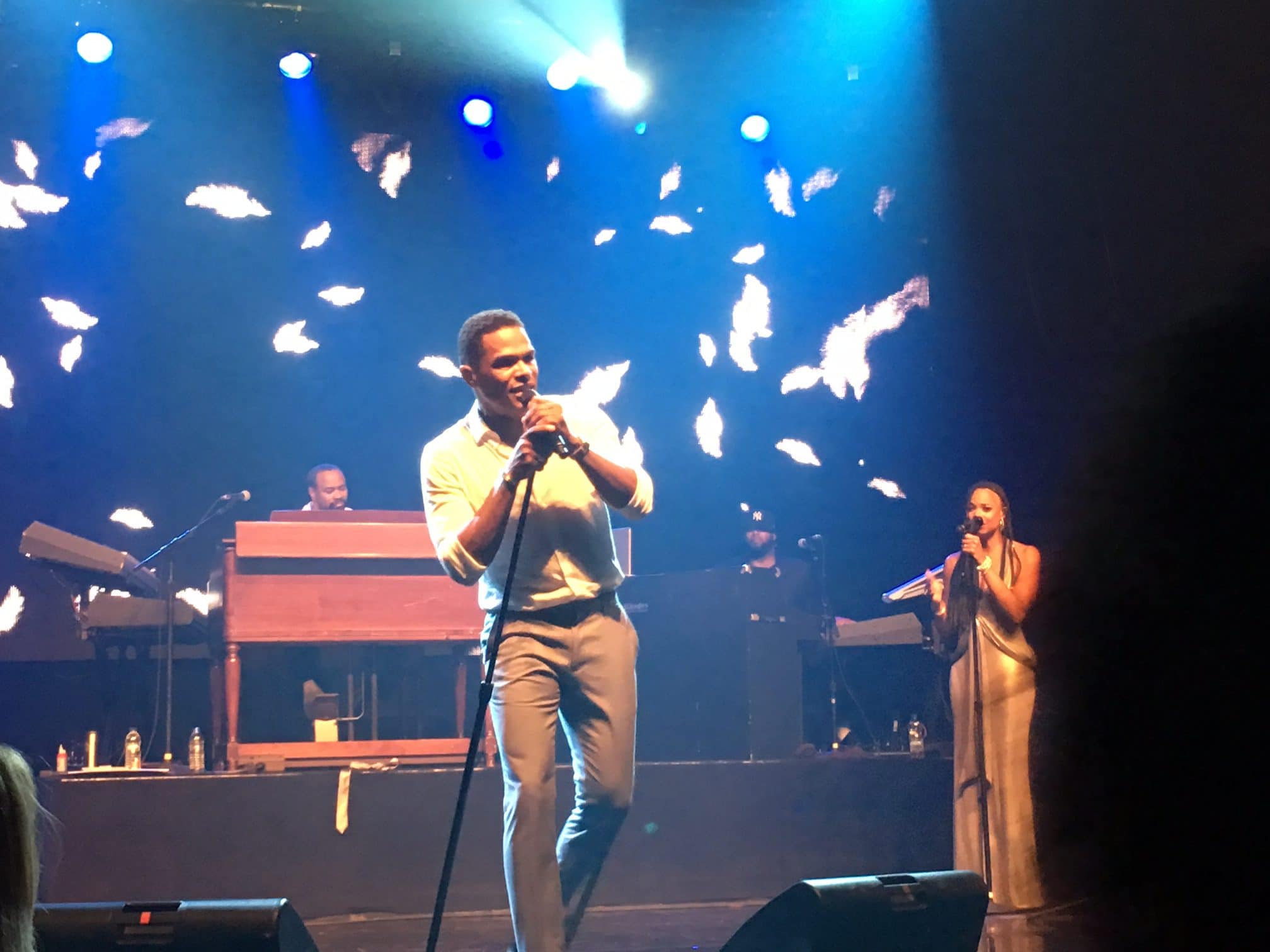 Maxwell Concert Review