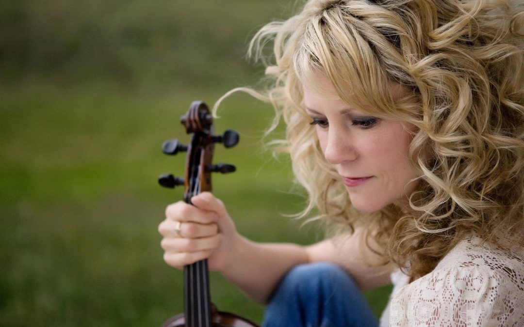 Natalie MacMaster is Still at Home on Stage